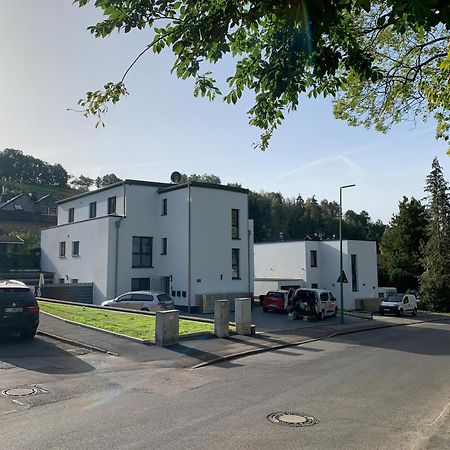 Grosse Moderne Ferienwohnung Auch Als Monteur Unterkunft Nutzbar, In Stolberg - Vicht Dış mekan fotoğraf