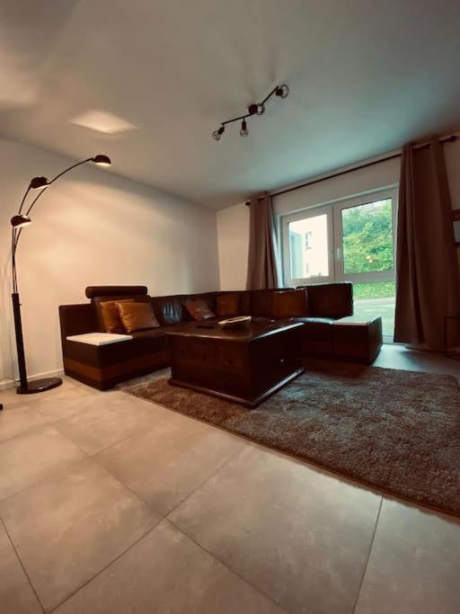 Grosse Moderne Ferienwohnung Auch Als Monteur Unterkunft Nutzbar, In Stolberg - Vicht Dış mekan fotoğraf