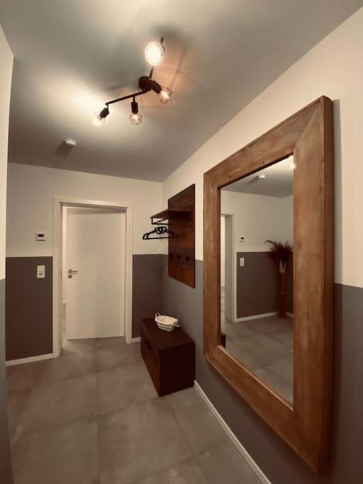 Grosse Moderne Ferienwohnung Auch Als Monteur Unterkunft Nutzbar, In Stolberg - Vicht Dış mekan fotoğraf