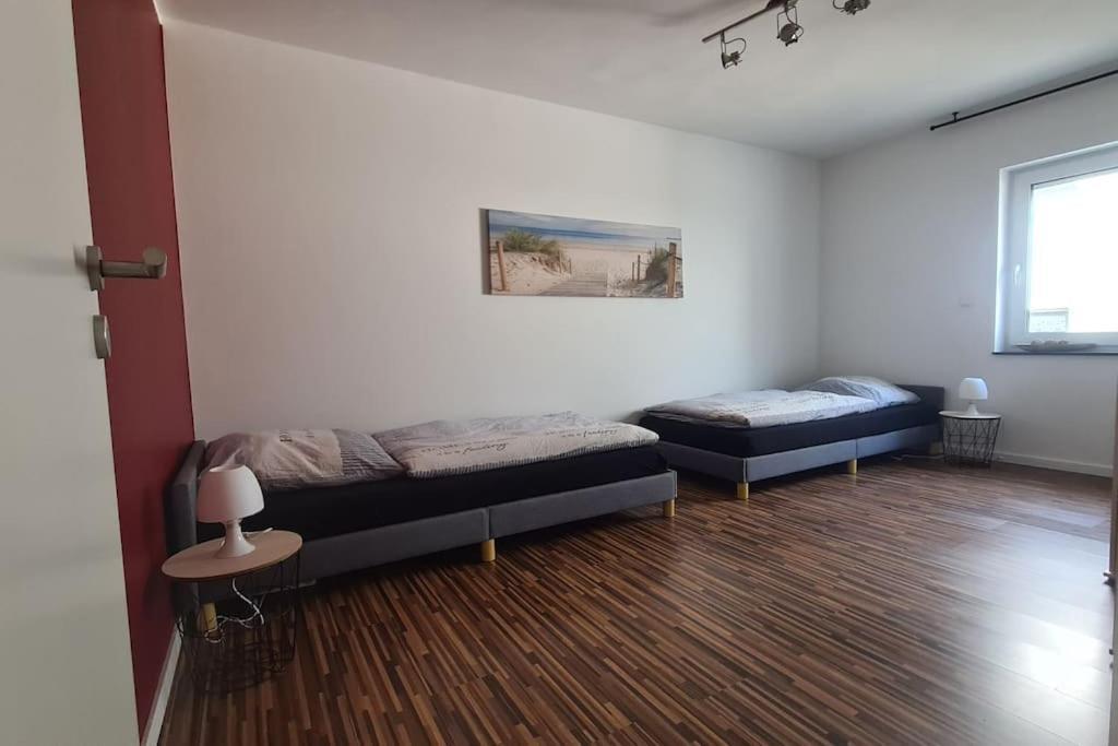 Grosse Moderne Ferienwohnung Auch Als Monteur Unterkunft Nutzbar, In Stolberg - Vicht Dış mekan fotoğraf